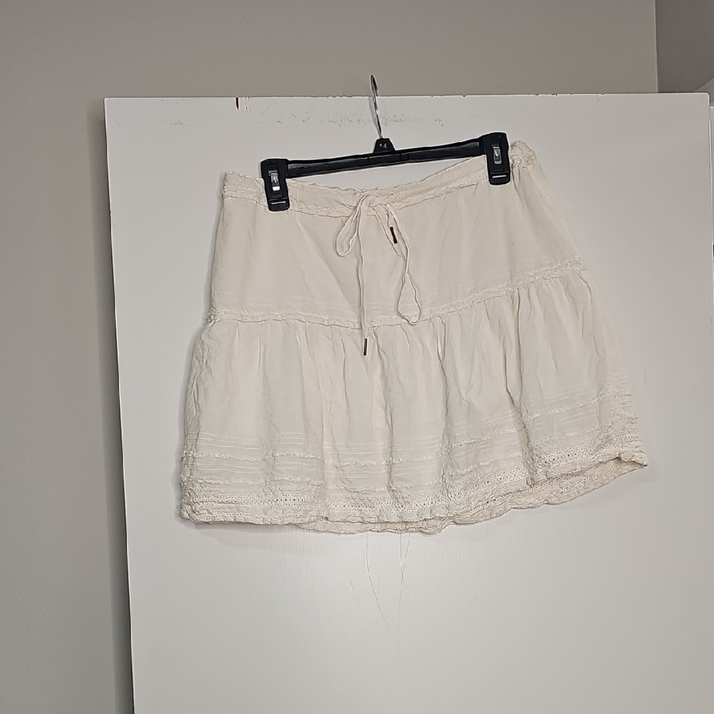 Ambercrombie Cream Mini Skirt
